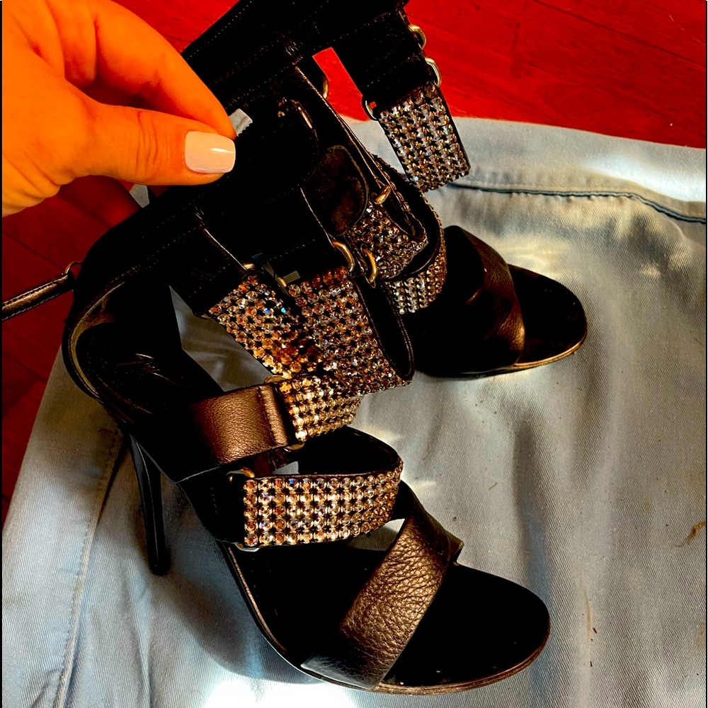 Giuseppe Zanotti sexy dressy crystal #fashionable heels - dress up your outfit